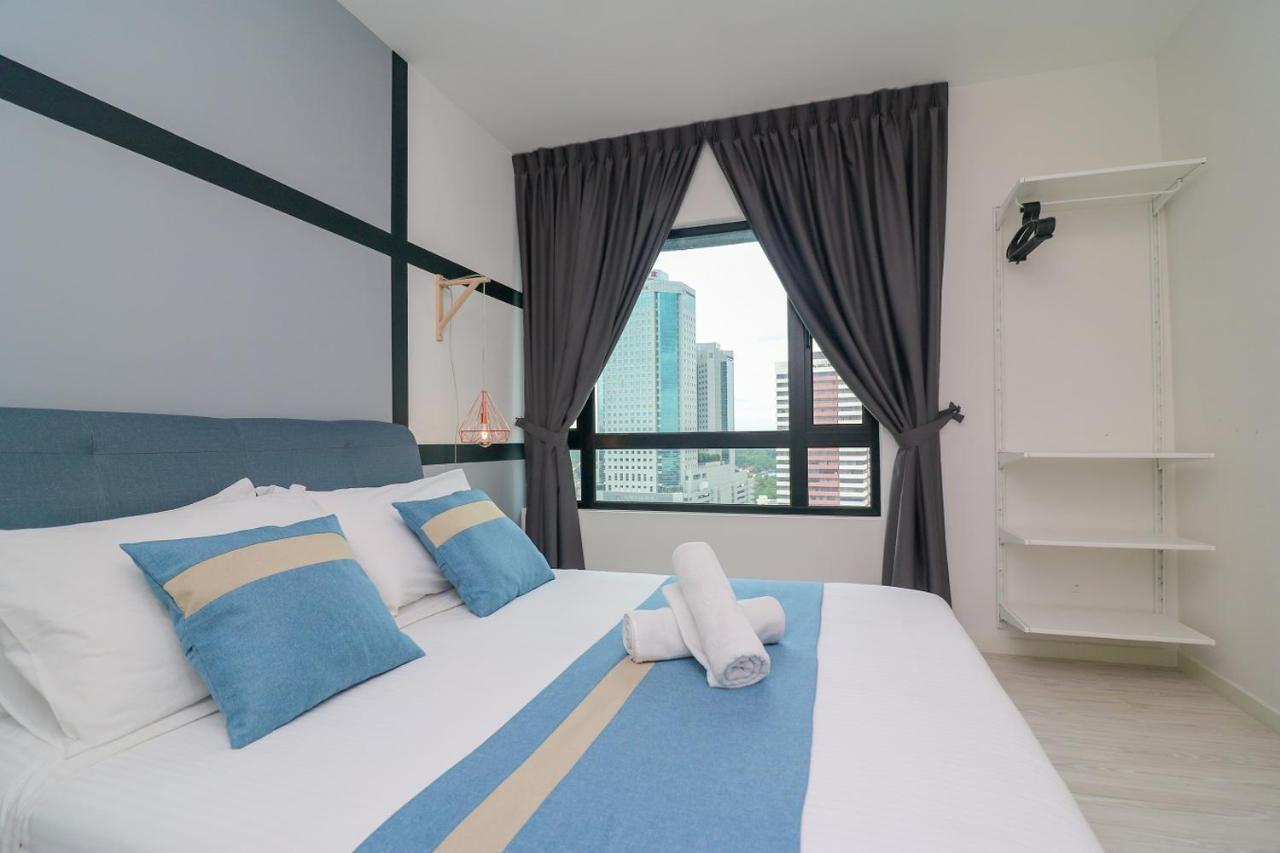 ג'והור בהרו Suasana Residence By Nest Home מראה חיצוני תמונה