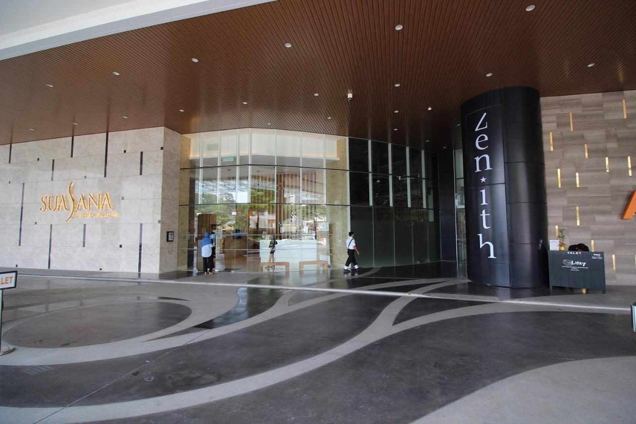 ג'והור בהרו Suasana Residence By Nest Home מראה חיצוני תמונה